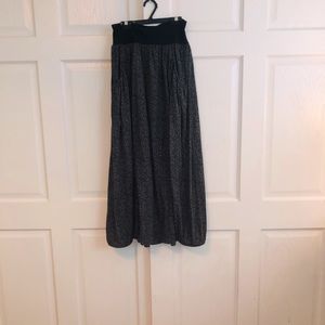 Garnet hill long skirt with pockets!